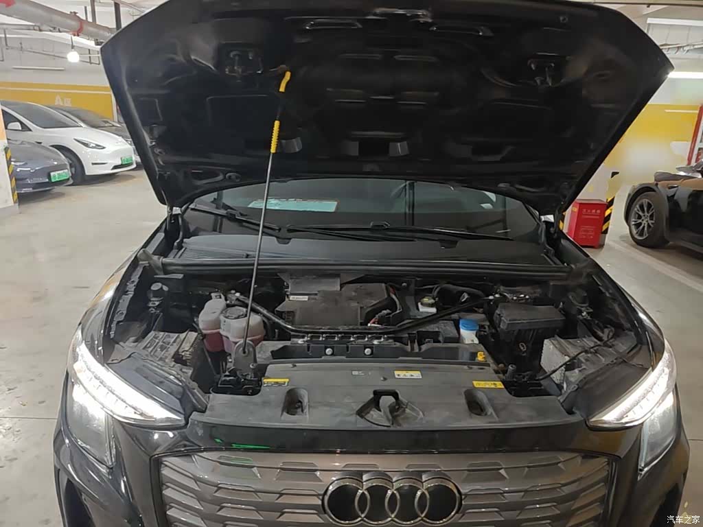 Audi Q5 e-tron, 2023 16