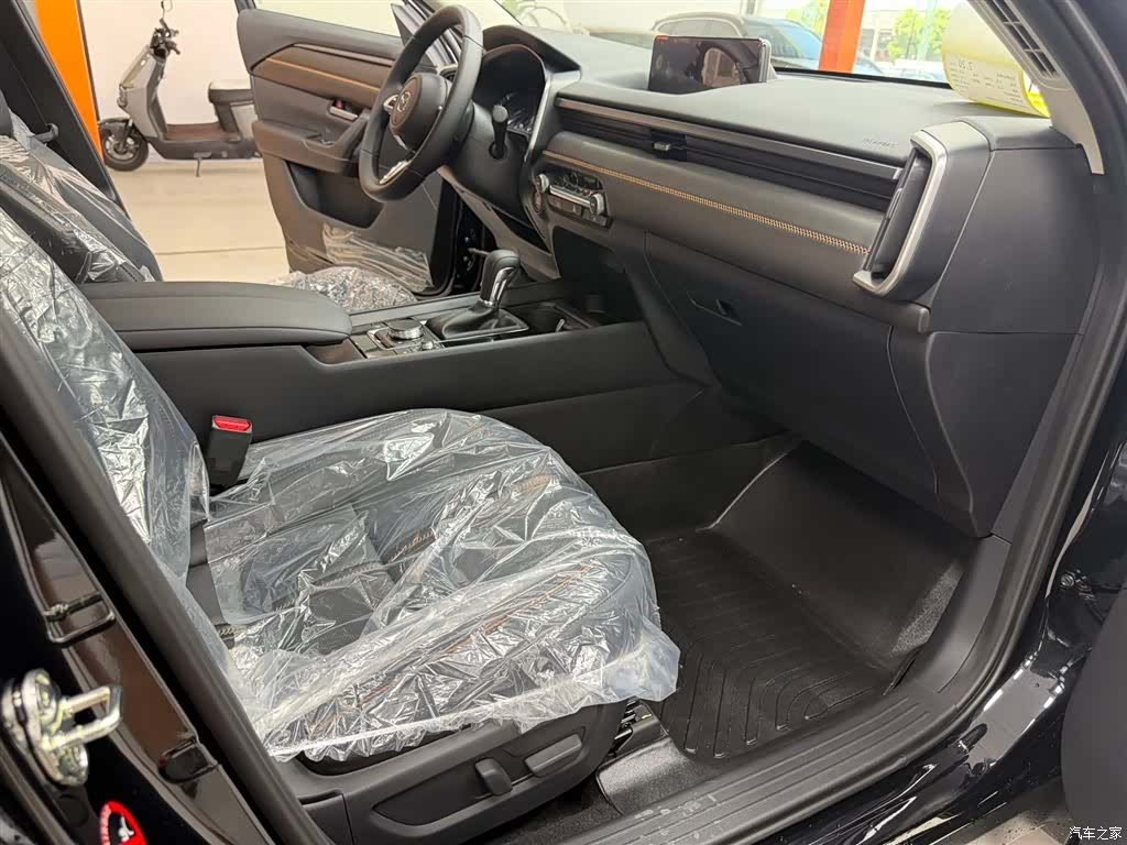 Mazda CX-50, 2026 10