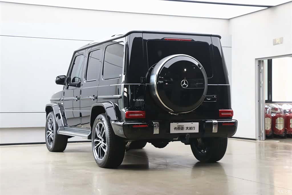Mercedes-Benz G-Class, 2024 35