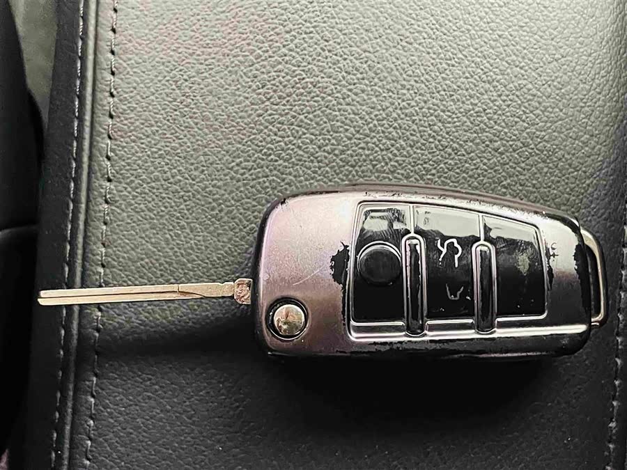 Audi Q3 2016, фото 13