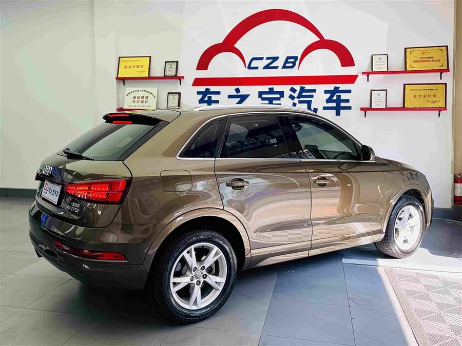 Audi Q3 2016, фото 5