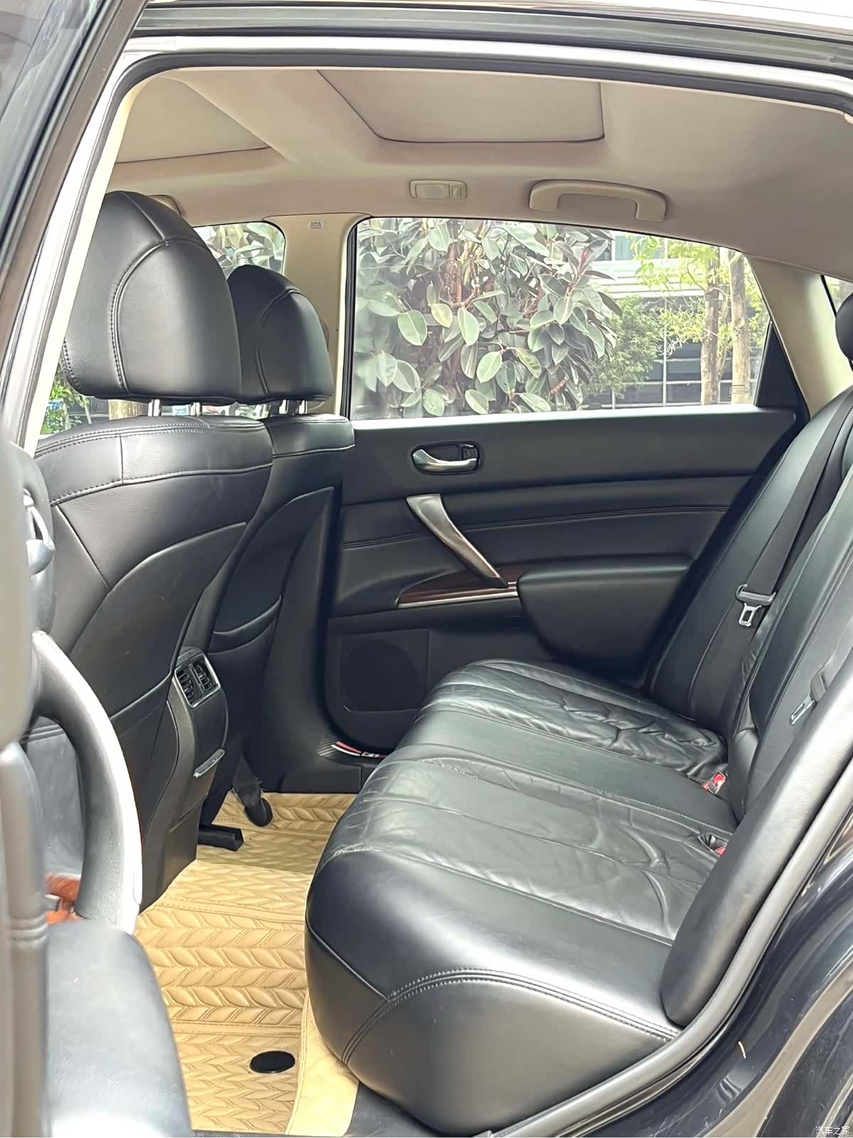 Nissan Teana, 2009 6