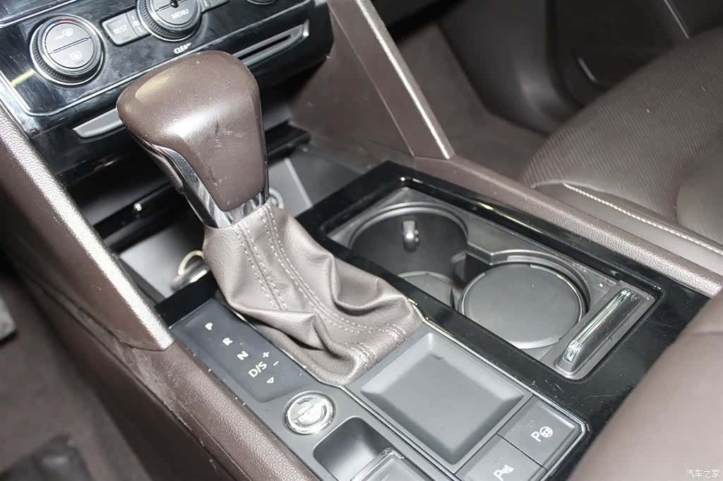 Volkswagen Teramont, 2017 14