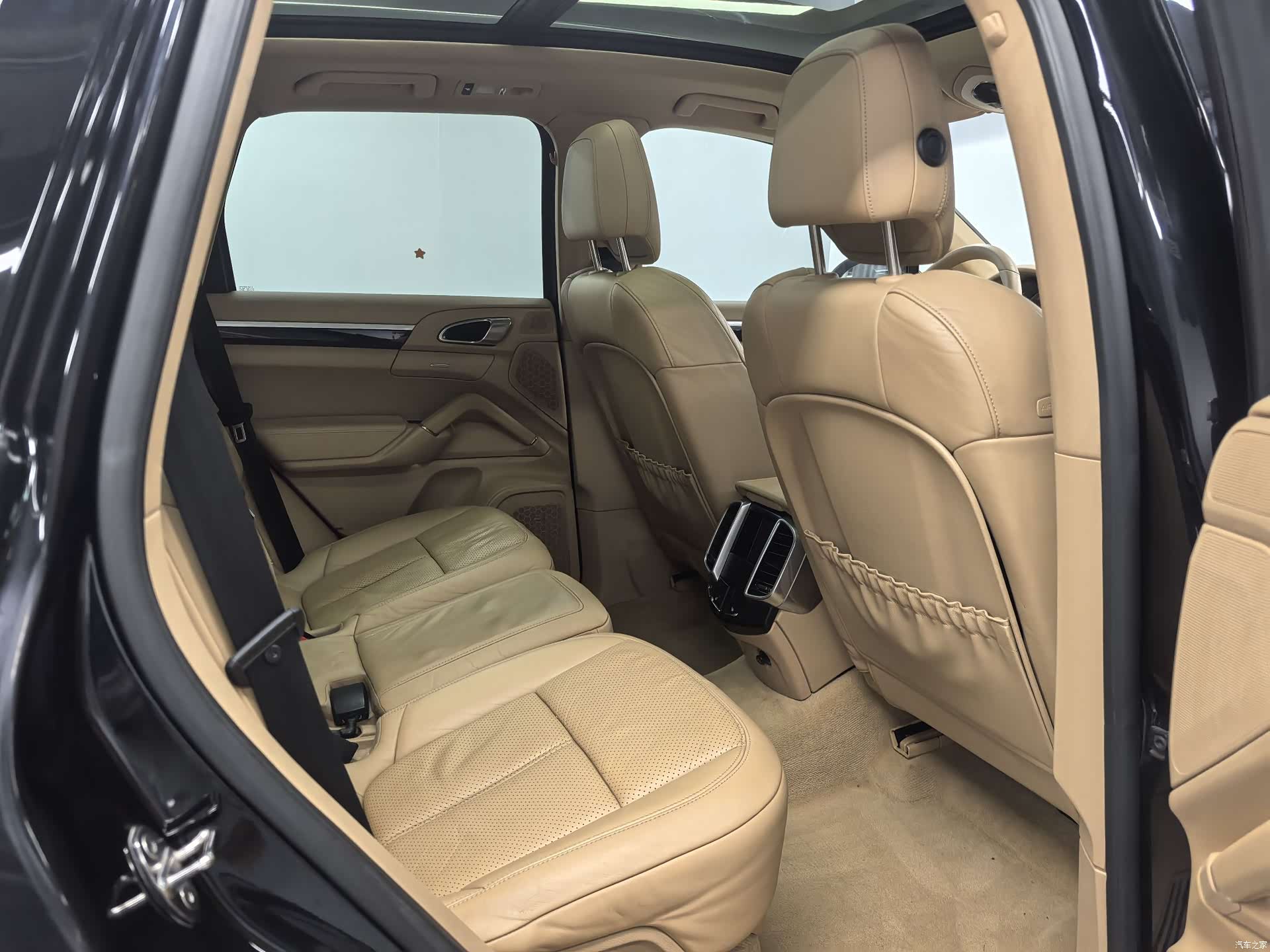 Porsche Cayenne, 2013 7