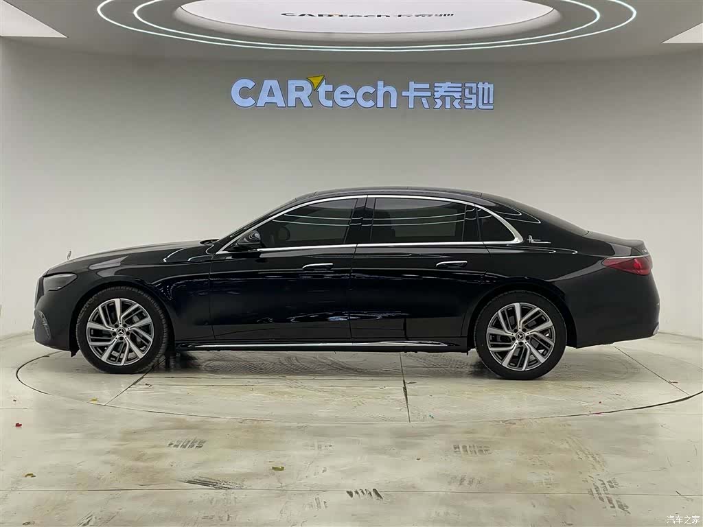 Mercedes-Benz E-Class, 2024 8