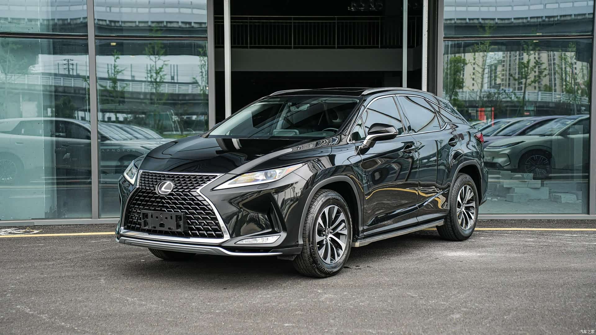 Lexus RX, 2020 1