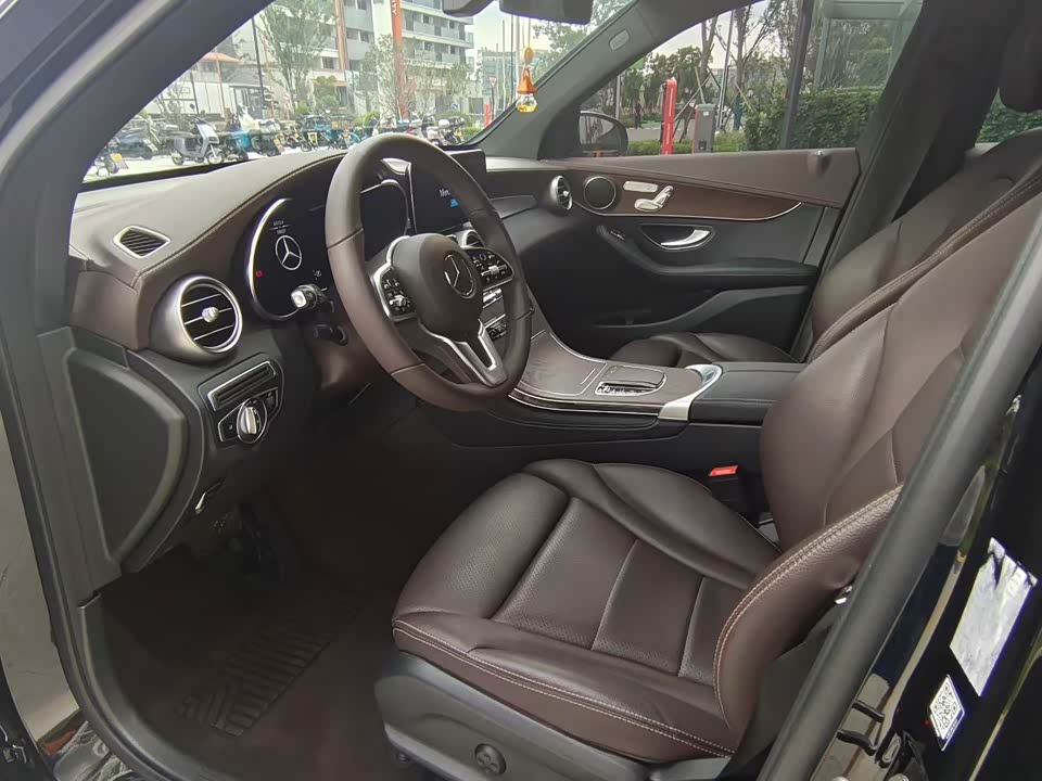 Mercedes-Benz GLC Mercedes-Benz GLC