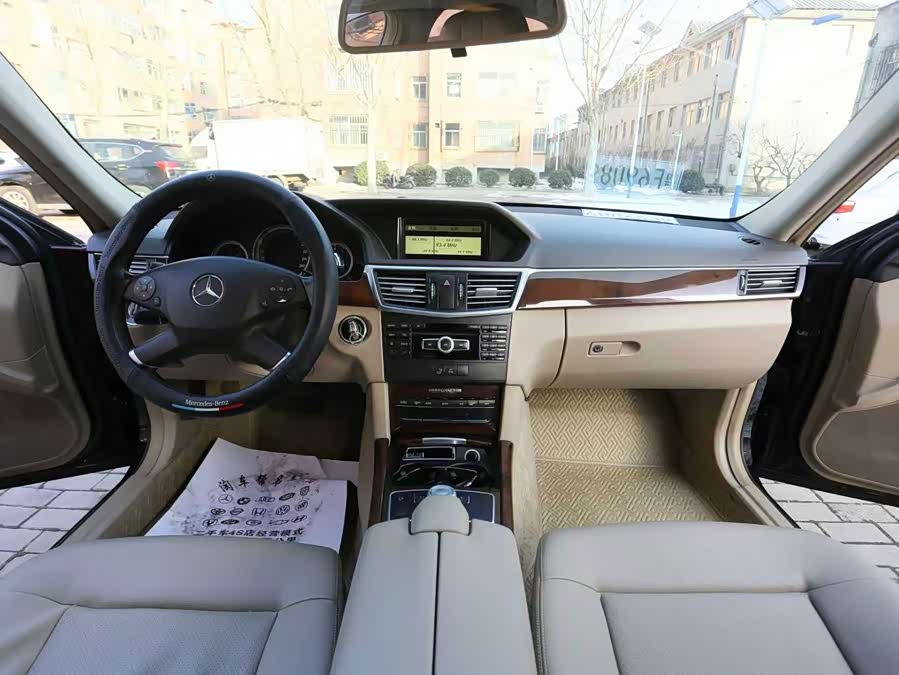 Mercedes-Benz E-Class 2012, фото 7