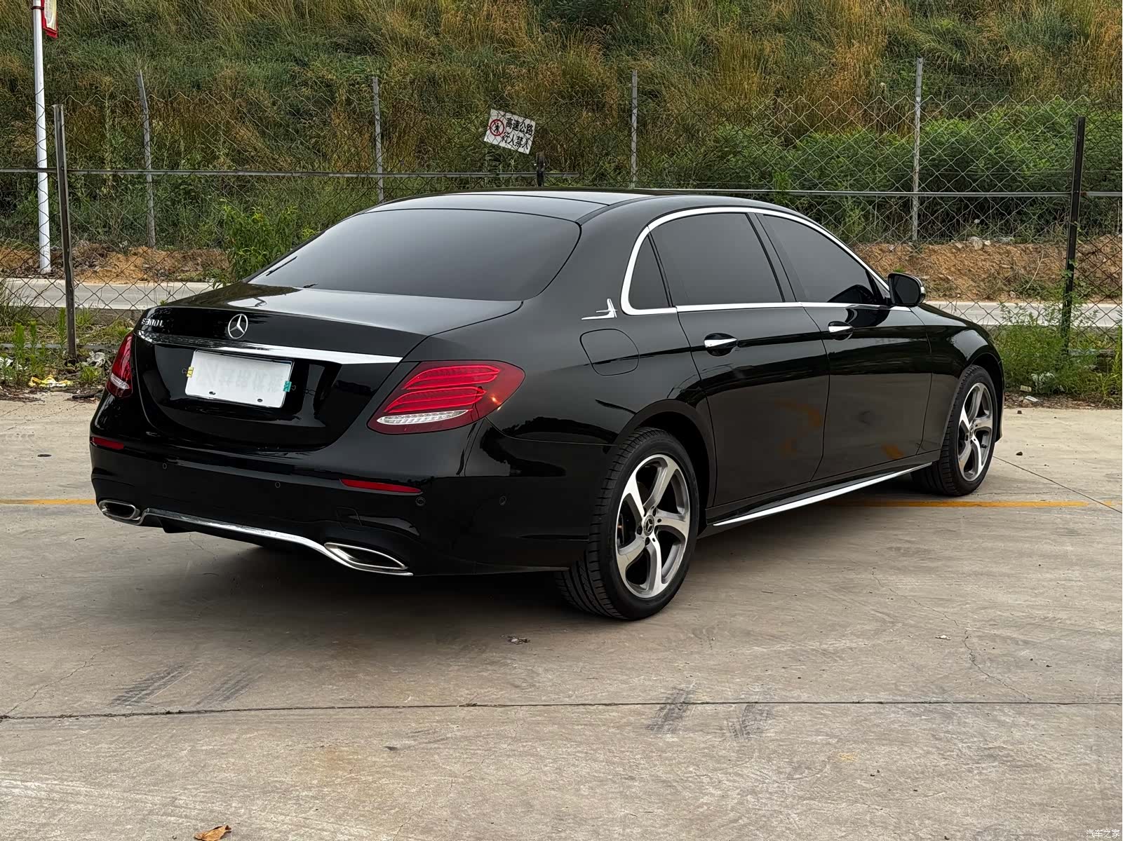 Mercedes-Benz E-Class, 2019 6
