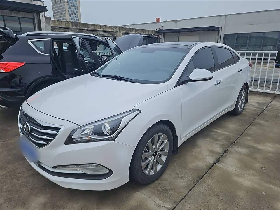 Hyundai Name picture Hyundai Name picture