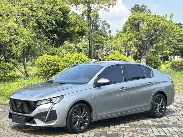 Peugeot 408 2024 — купить из Китая под заказ