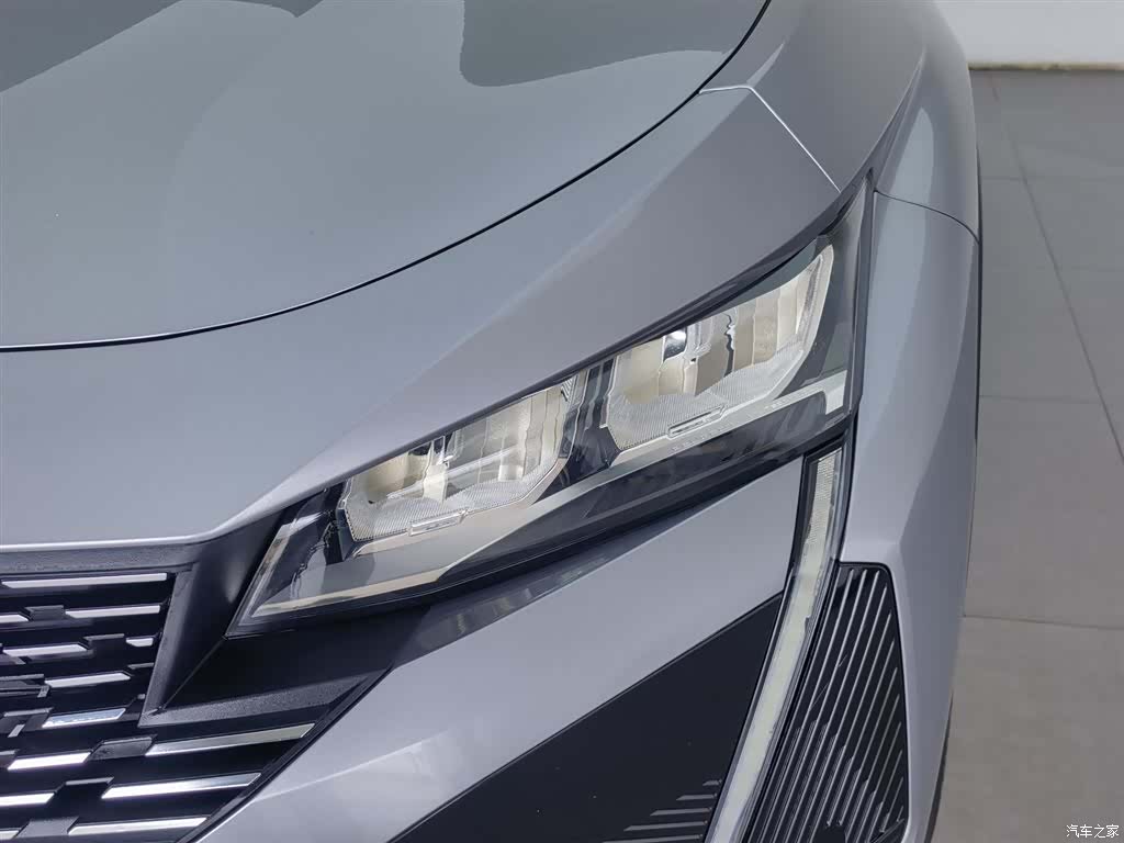 Peugeot 408, 2025 7