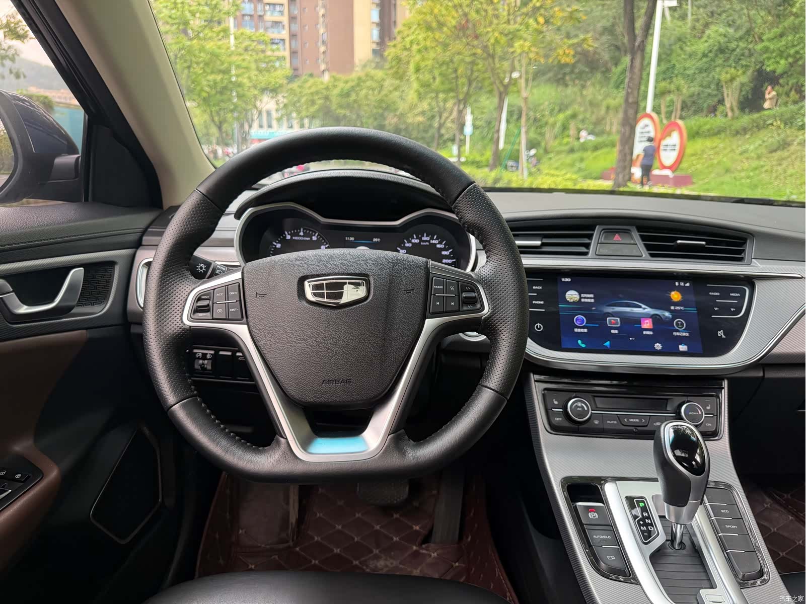 Geely Emgrand, 2018 9