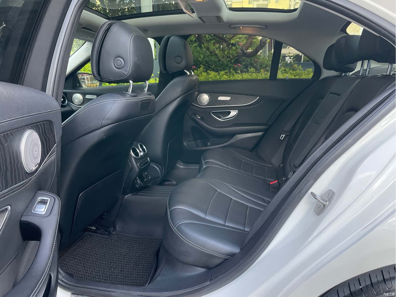 Mercedes-Benz C-Class, 2019 9