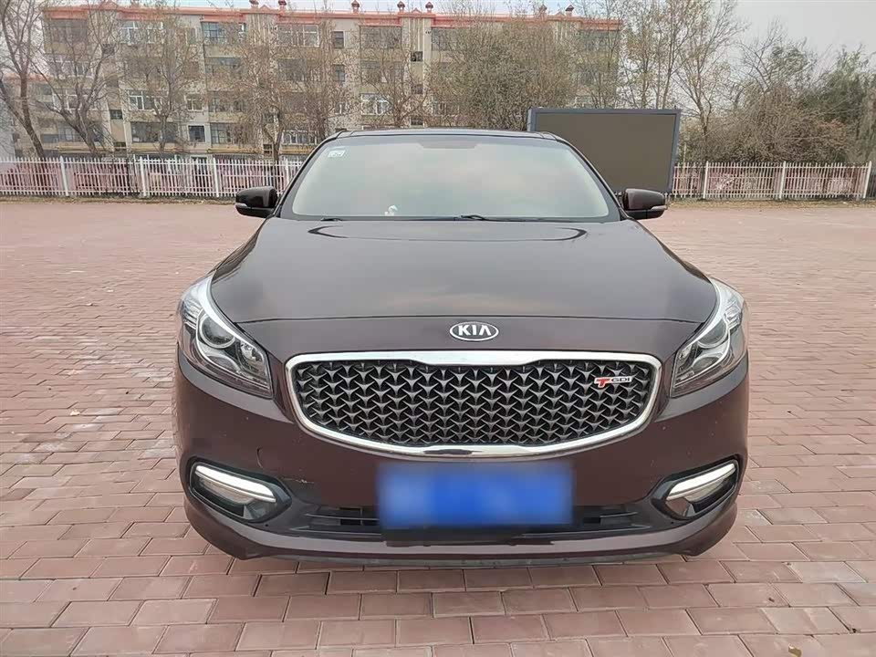 Kia K4
