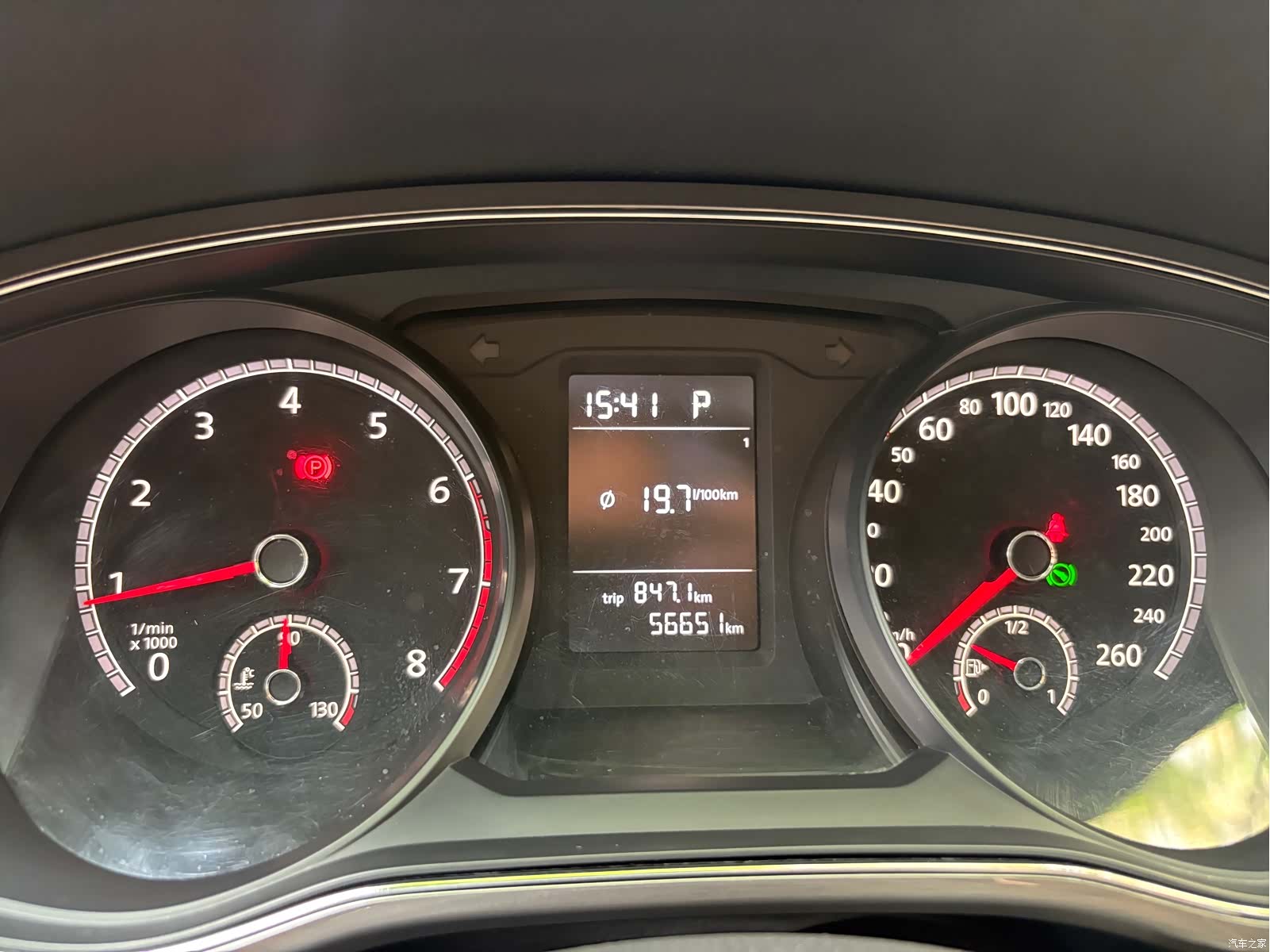 Volkswagen Passat, 2018 12