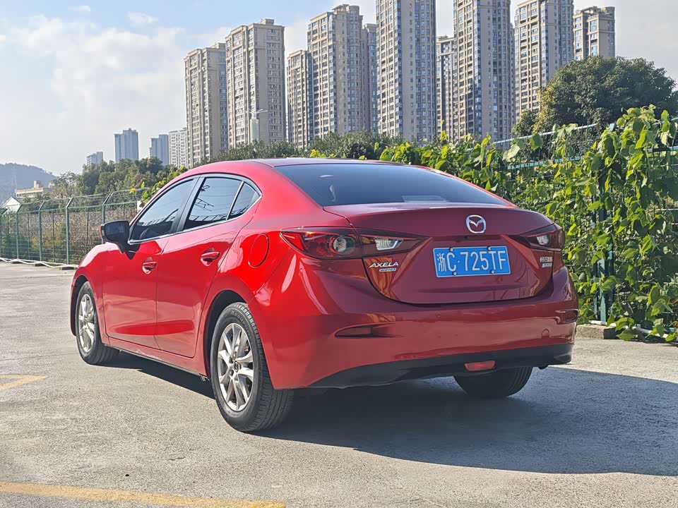 Mazda 3 Angkesaila