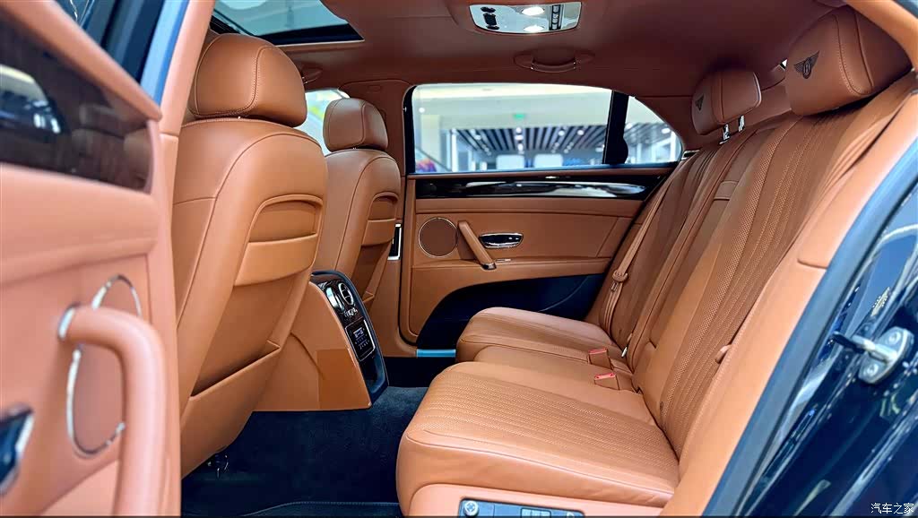 Bentley Flying Spur, 2019 13
