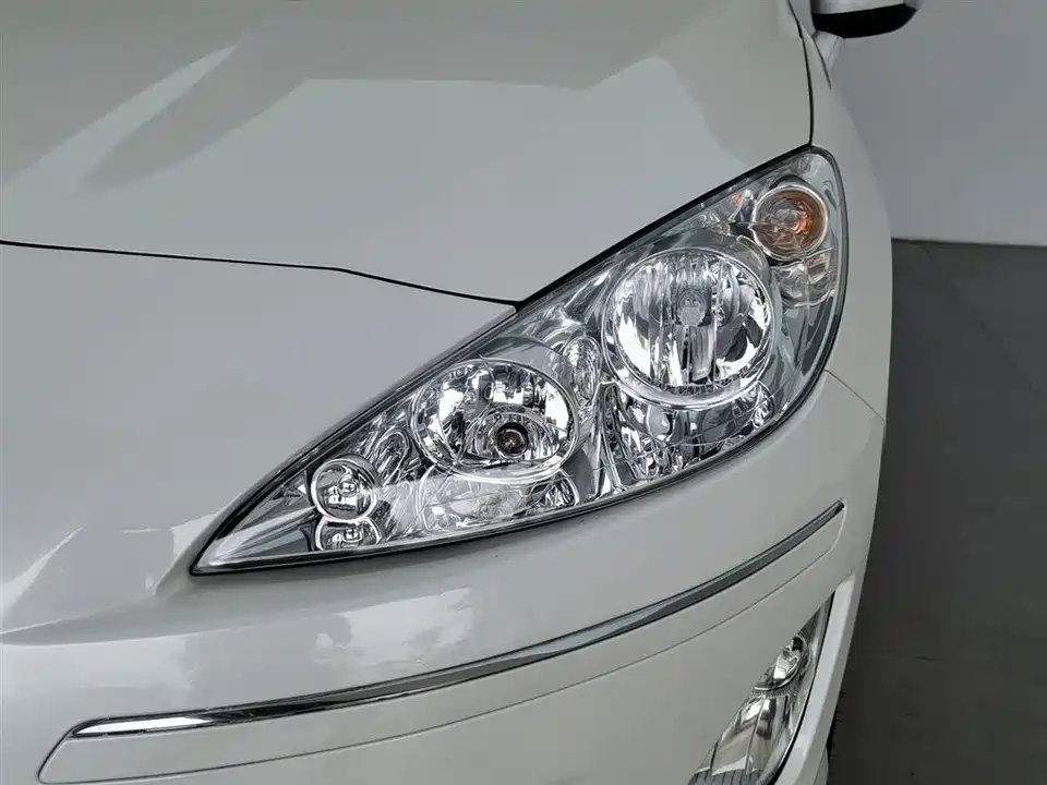 Peugeot 408 Peugeot 408