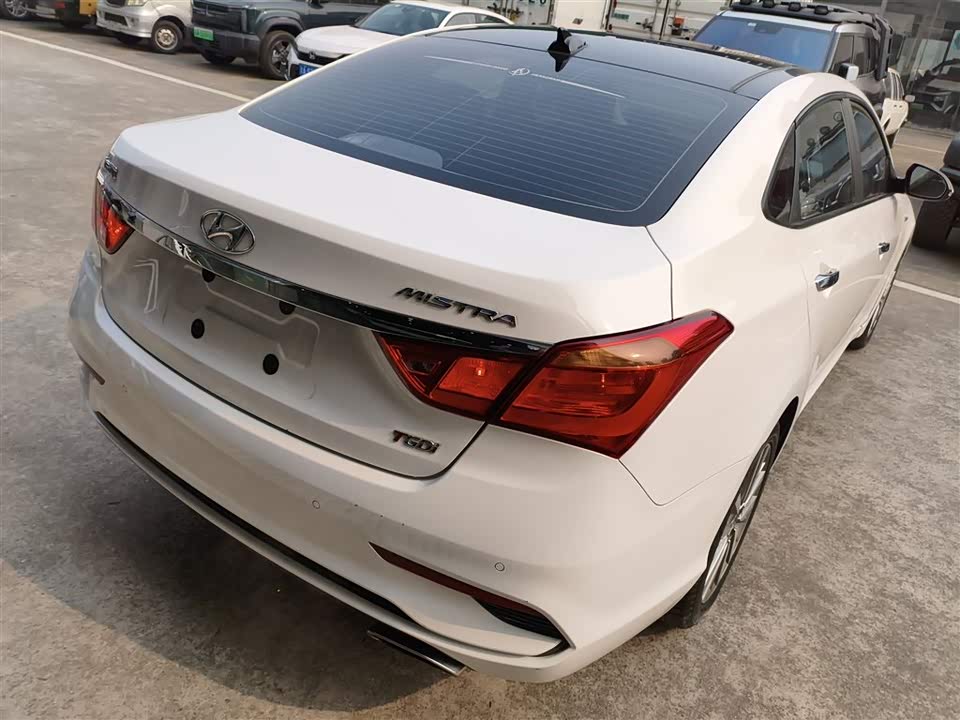 Hyundai Name picture