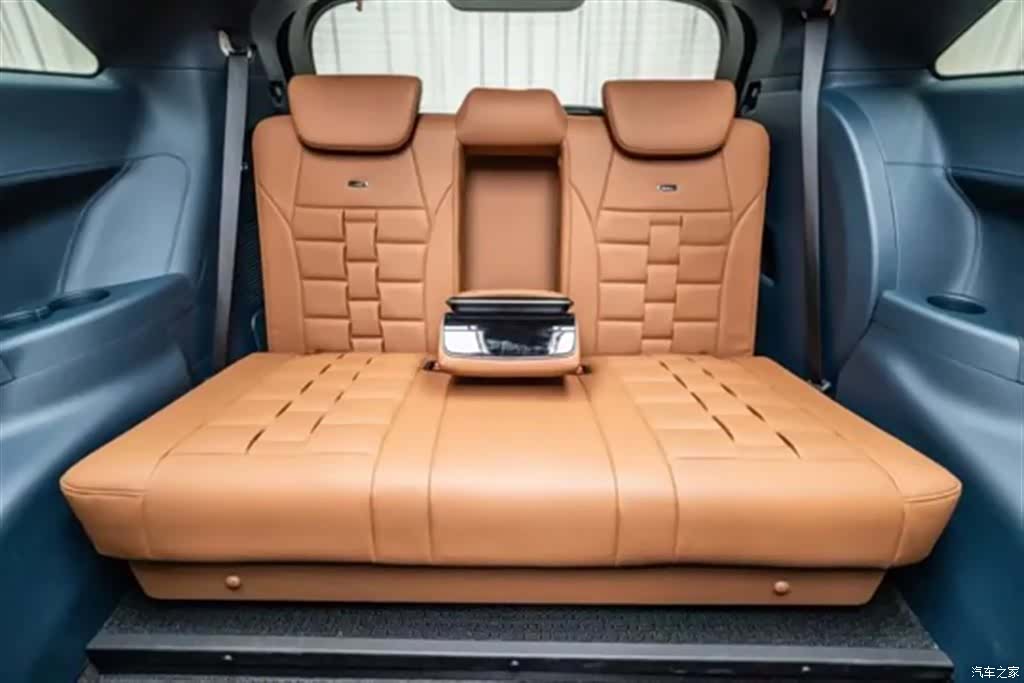 Toyota Granvia, 2024 29