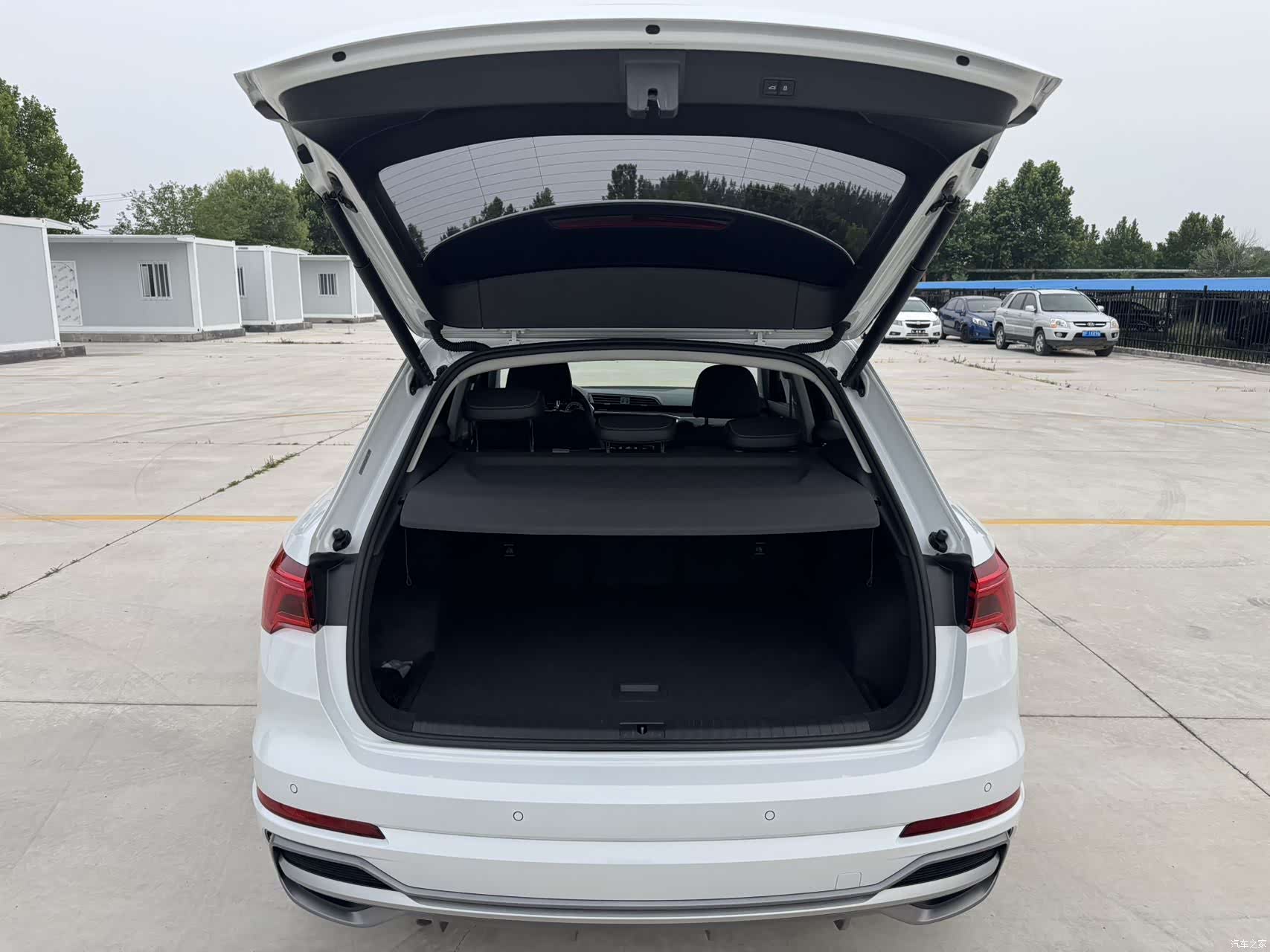 Audi Q3, 2022 7