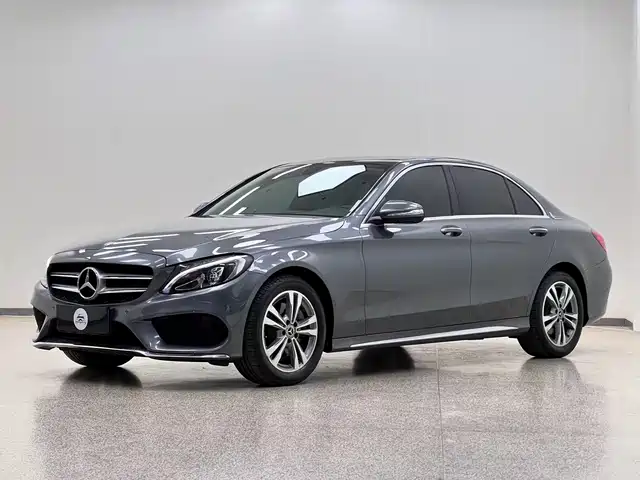 Mercedes-Benz C-Class 2018 — купить из Китая под заказ