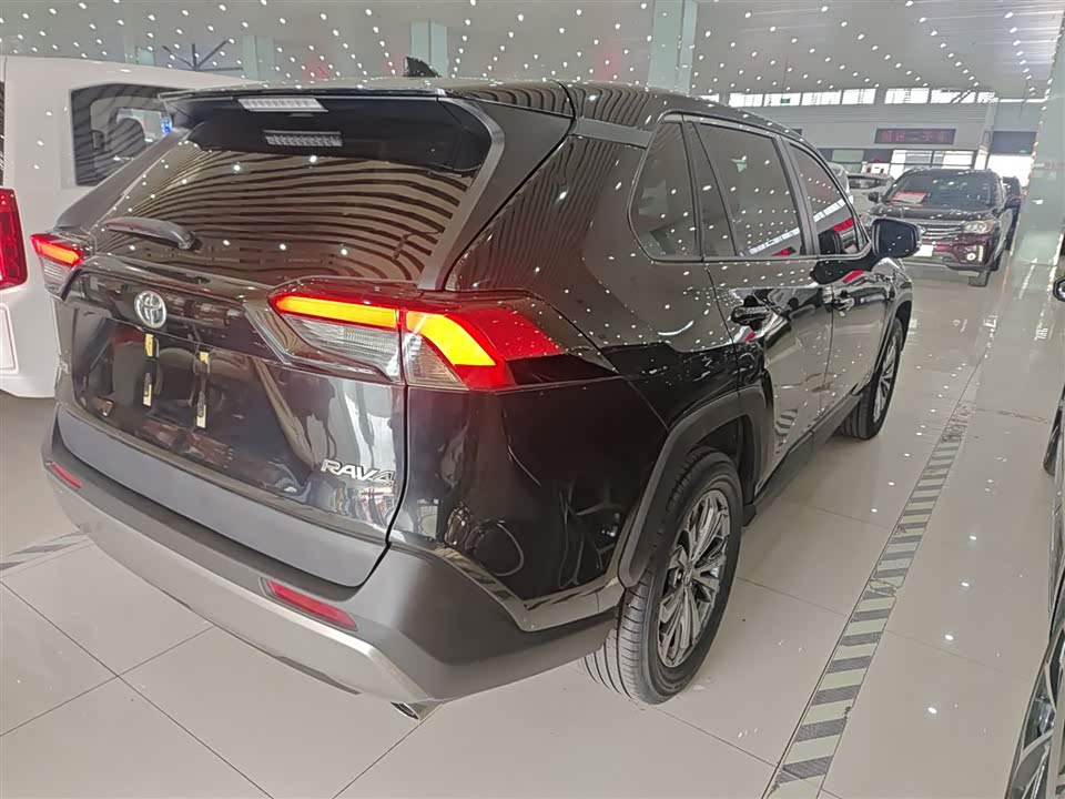 Toyota RAV4 Rongfang