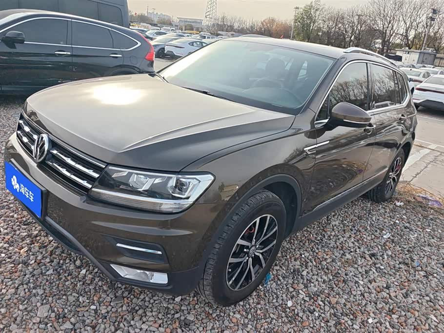 Volkswagen Tiguan L