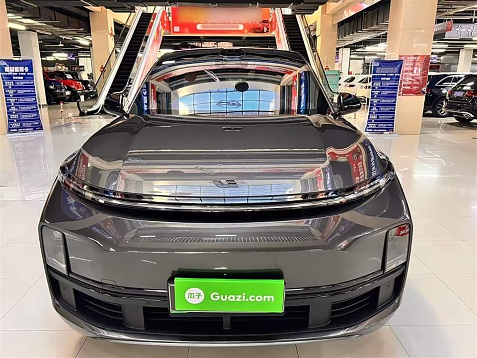 Li Auto Ideal L8