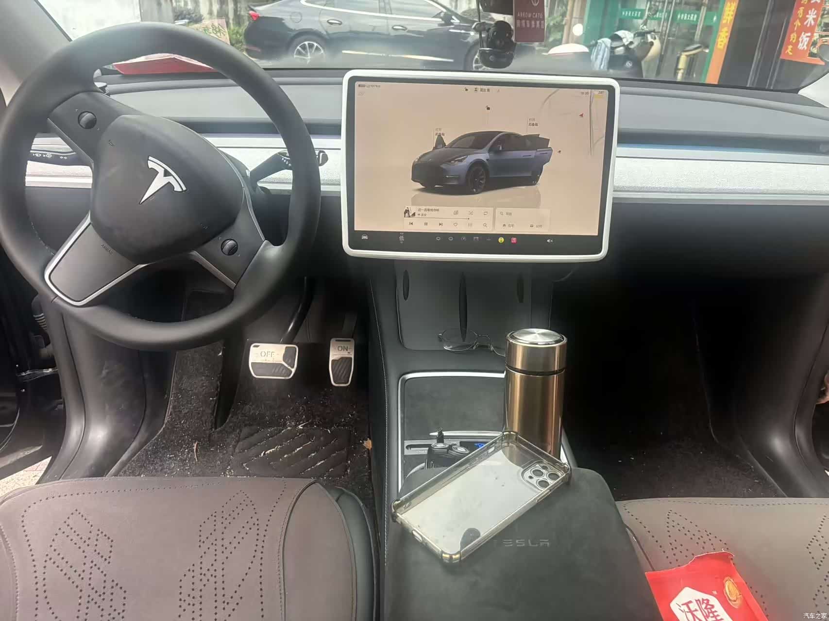Tesla Model Y, 2024 7