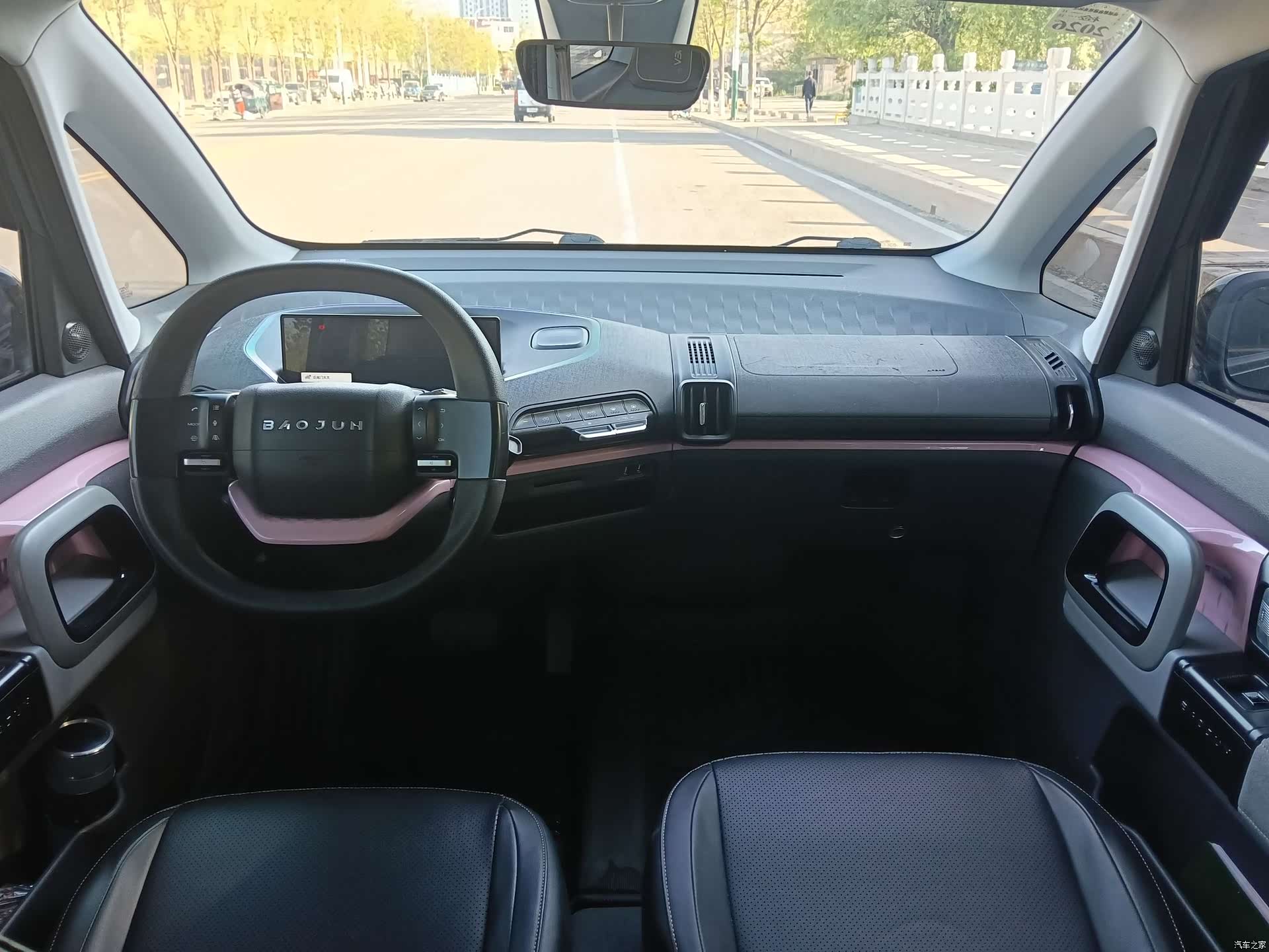 Wuling E300, 2020 11