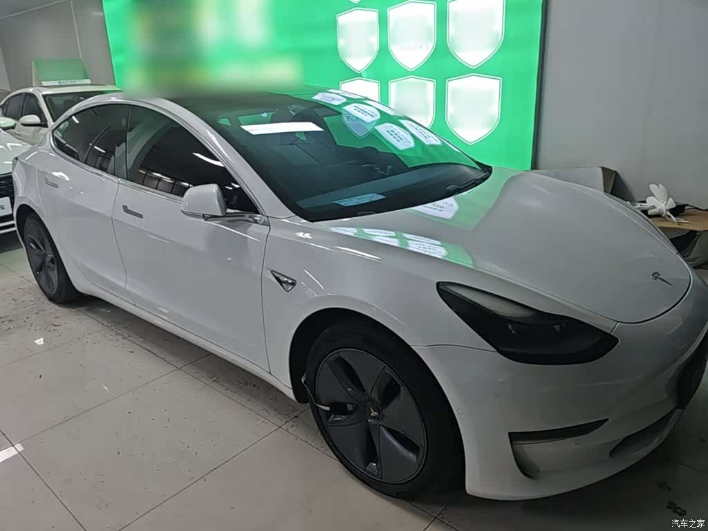 Tesla Model 3, 2020 4