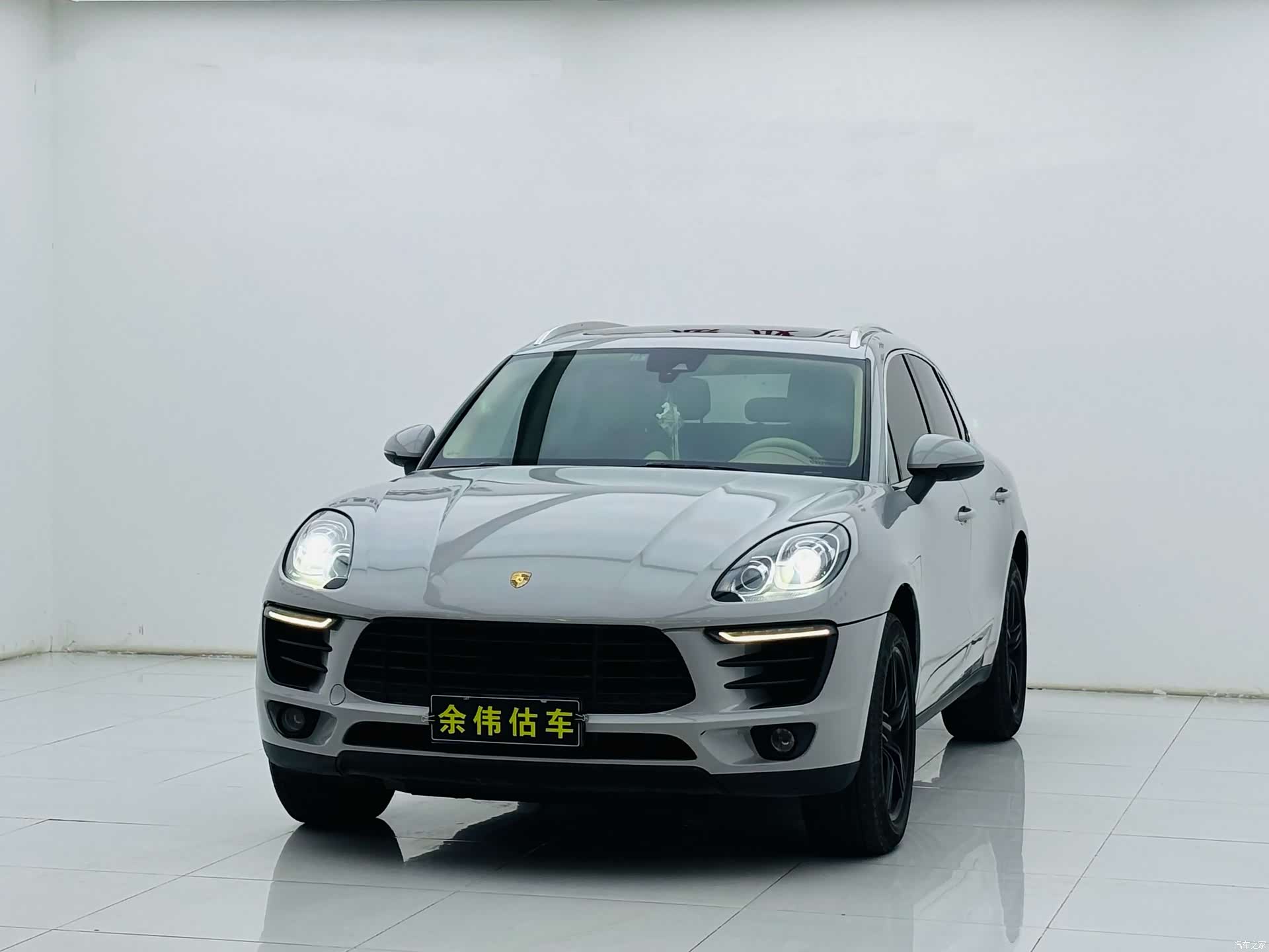 Porsche Macan, 2015 1