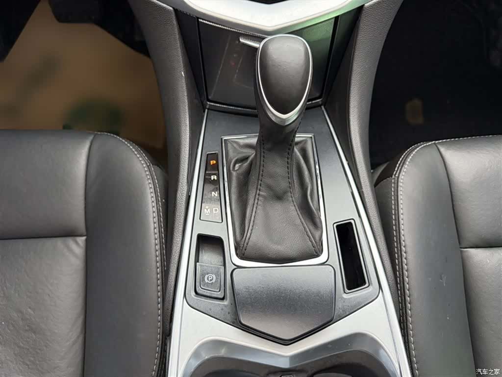 Cadillac SRX, 2016 15