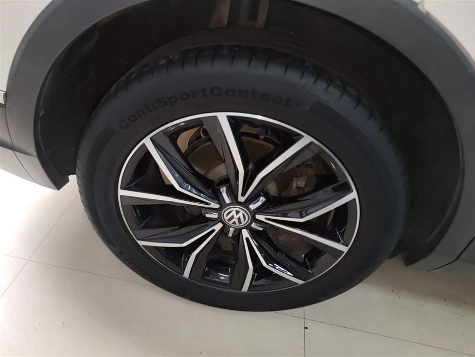 Volkswagen Tiguan L Volkswagen Tiguan L