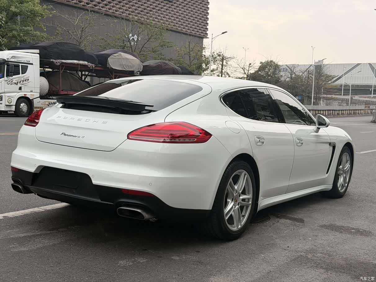 Porsche Panamera, 2014 2