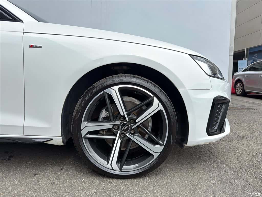 Audi A4L, 2024 18