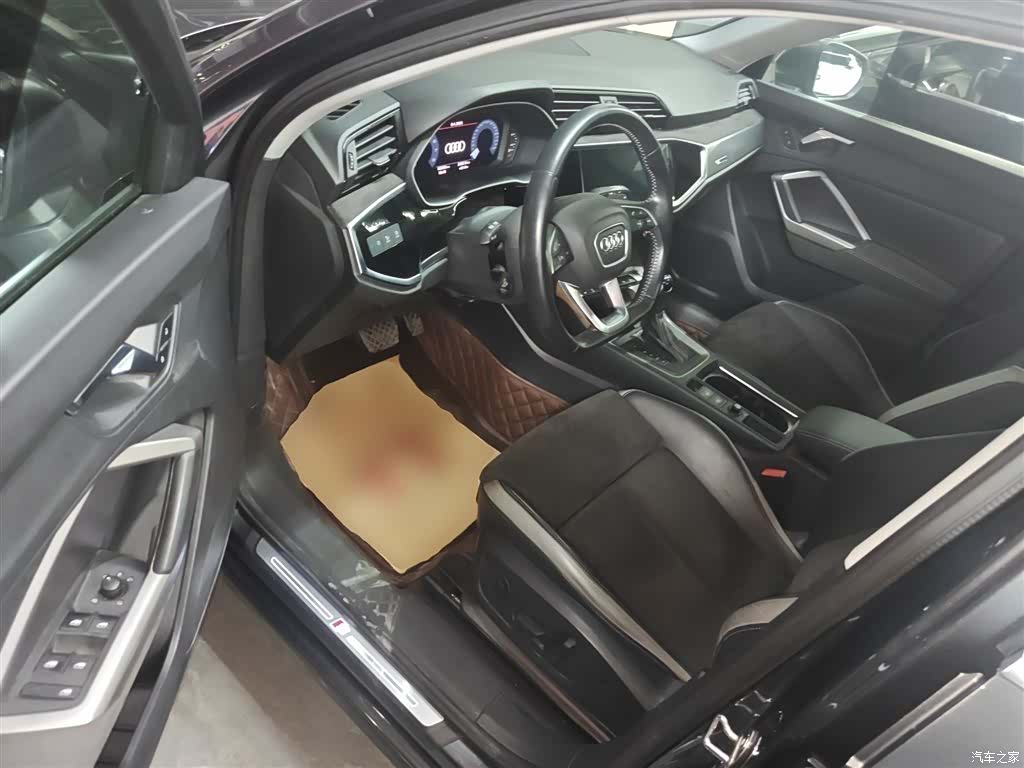 Audi Q3, 2021 9