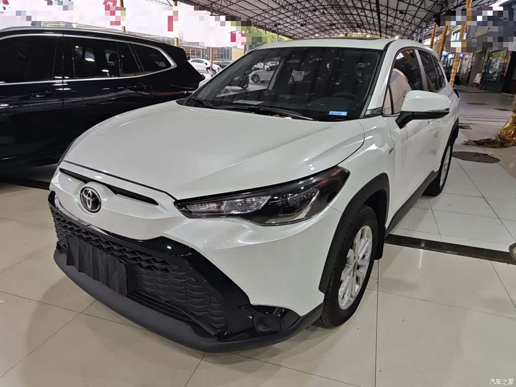 Toyota Frontlander, 2024 1