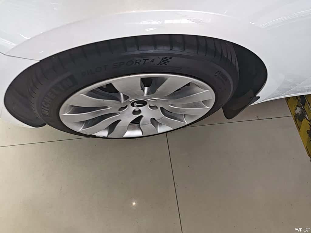 Tesla Model 3, 2021 23