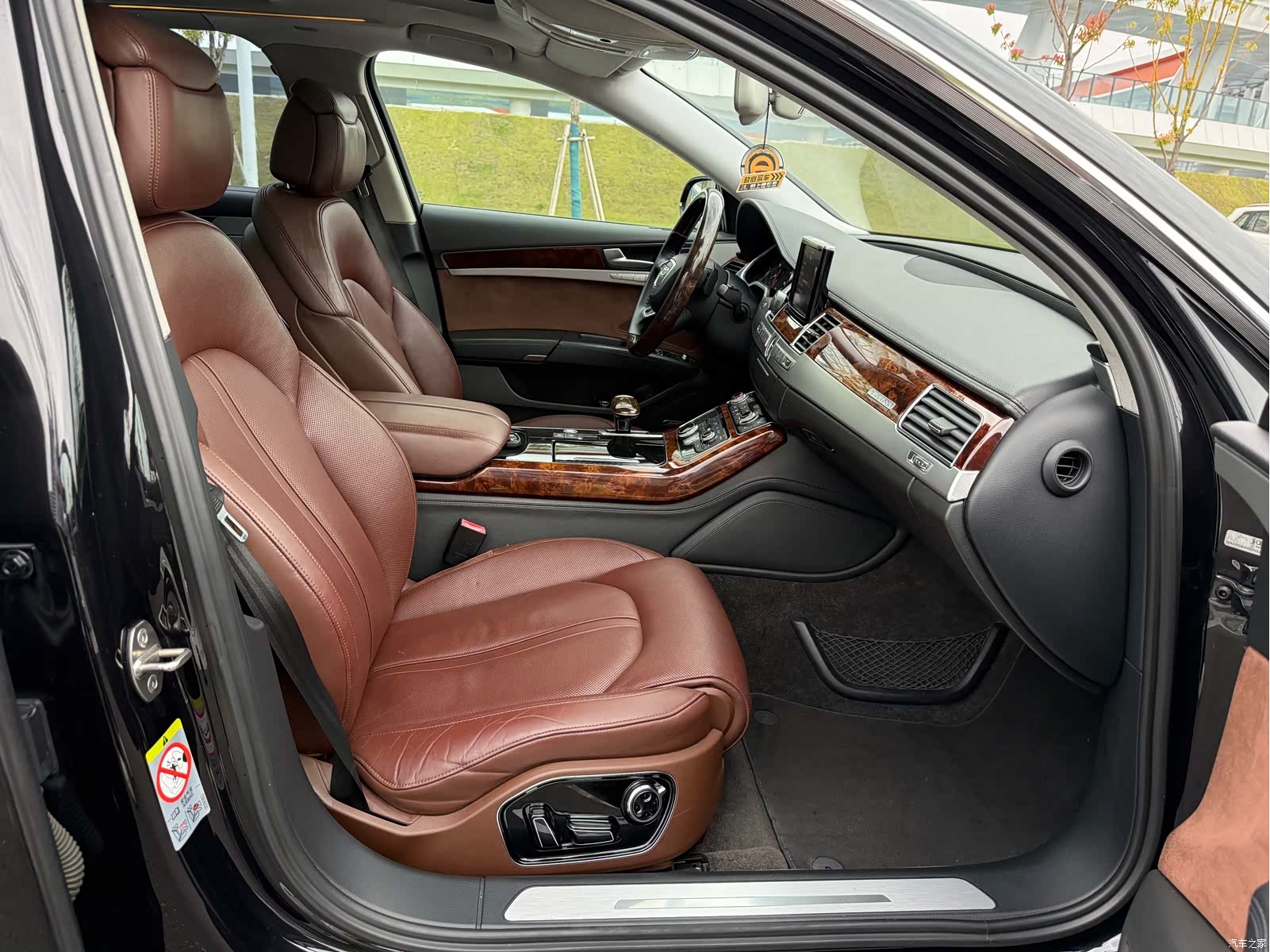 Audi A8L, 2013 14