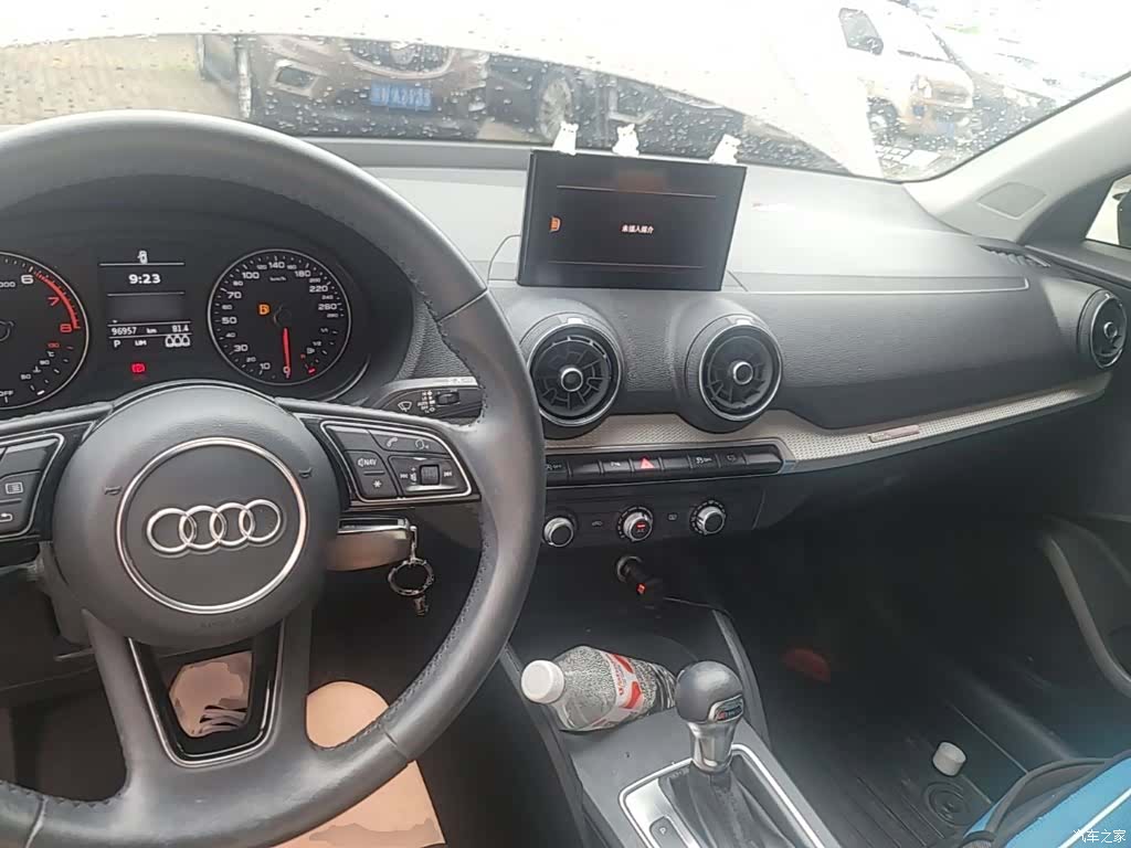 Audi Q2L, 2020 10