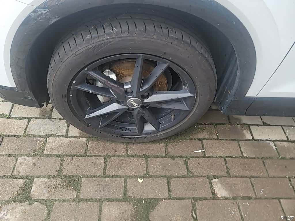 Audi Q2L, 2020 23