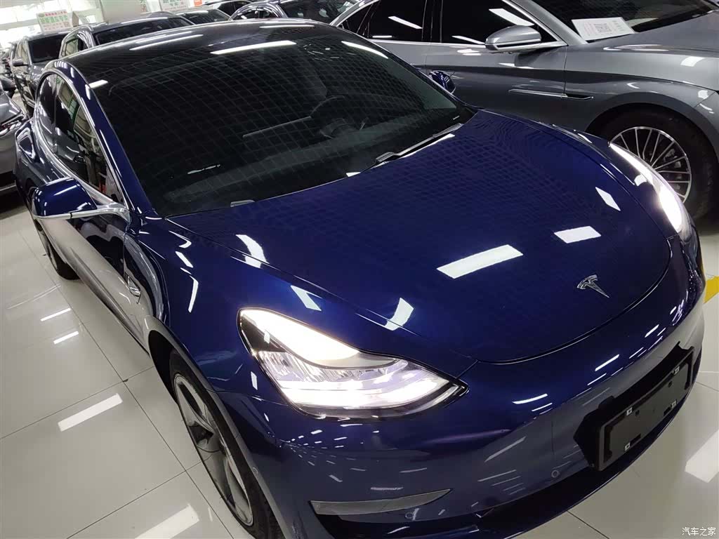 Tesla Model 3, 2020 4
