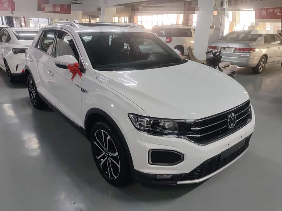 Volkswagen T-ROC exploring Songs