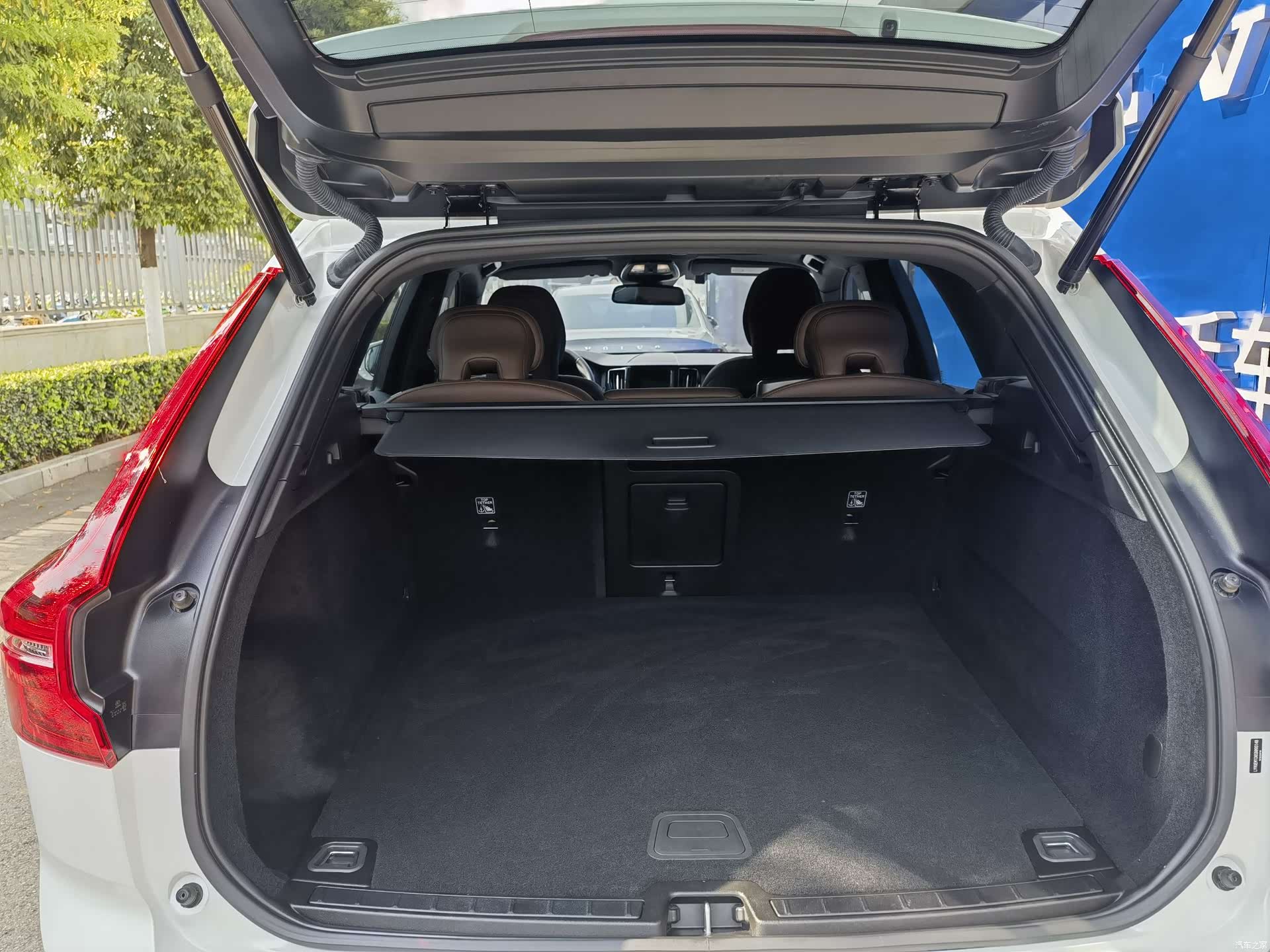 Volvo XC60, 2022 16
