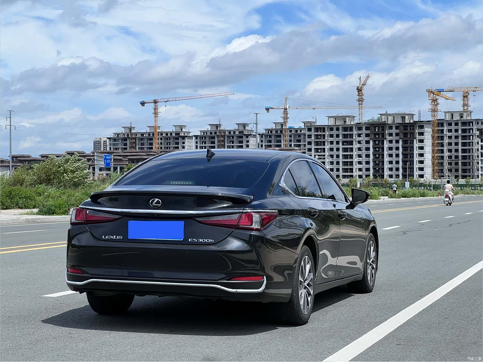 Lexus ES, 2023 6