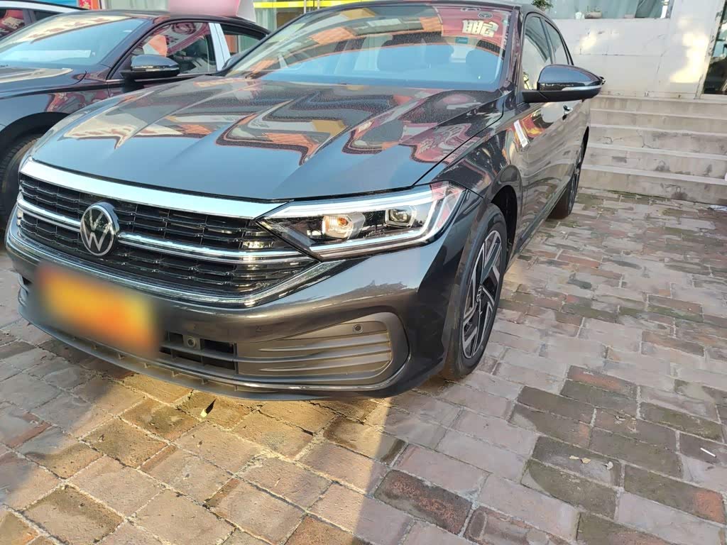 Volkswagen Sagitar