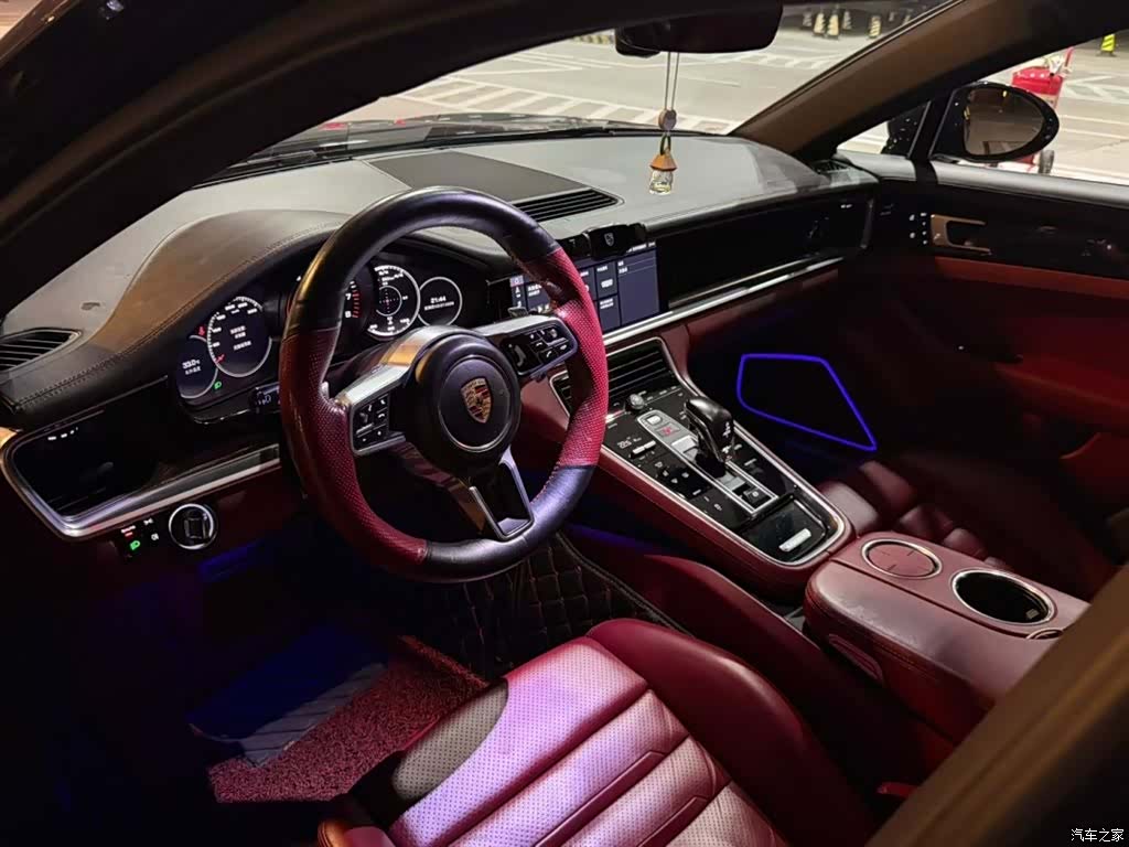 Porsche Panamera, 2019 4